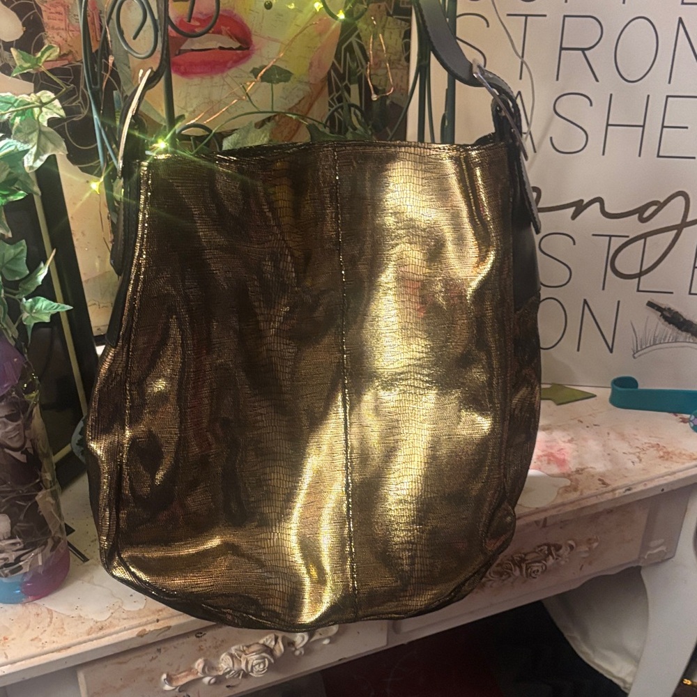 Metallic Gold Women’s Shoulder Bag